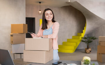 Does Amazon Hire Undocumented Immigrants? Amazon Hire