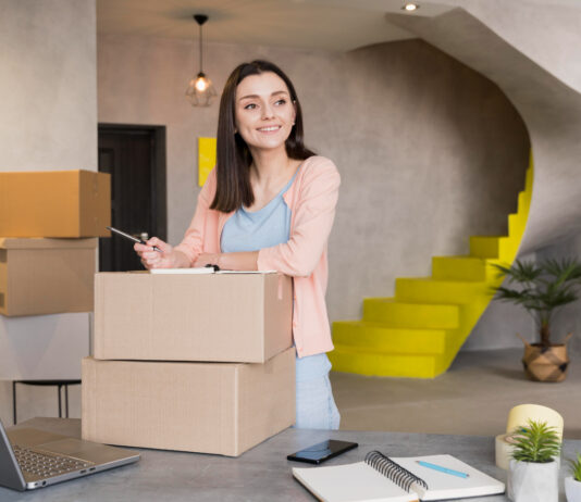 Does Amazon Hire Undocumented Immigrants? Amazon Hire