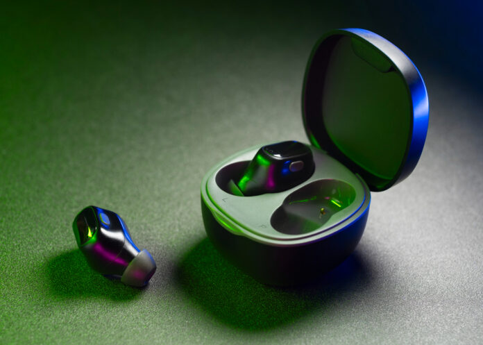 Earbuds Earbuds