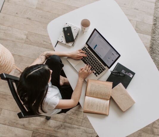 How Do You Use /8sza1ucqrs4? Google Analytics