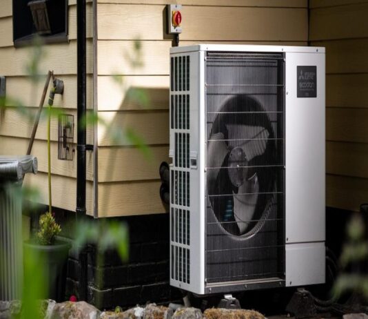Top 5 Common Issues in Air Source Heat Pumps—and How Servicing Prevents Them