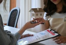 House Inspection Checklist: What Every Buyer and Seller Needs to Know Before, During, and After an Inspection House Inspection