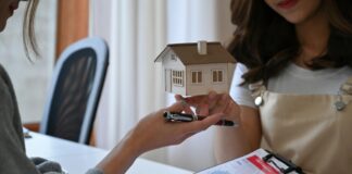 House Inspection Checklist: What Every Buyer and Seller Needs to Know Before, During, and After an Inspection House Inspection