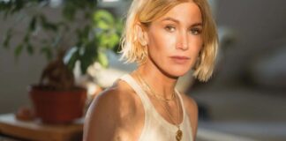 Jennifer Landon: Her Husband’s Mysteries Jennifer Landon