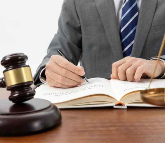 How an Employment Law Attorney Can Advocate for You Law Attorney