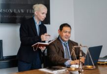 How to Choose the Right Lawyer for Your Case Right Lawyer for Your Case