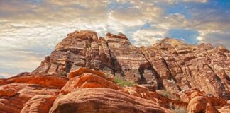 The Best Las Vegas Attractions Off The Strip Best Las Vegas Attractions