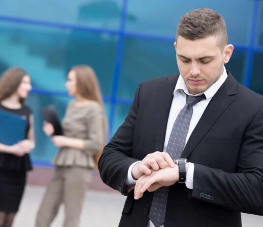 Signs That It’s Time to Expand Your Business Time to Expand Your Business