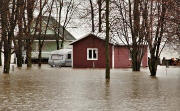 What to Do If Your House Has Been Flooded (Helpful Guide) House Flooded (Helpful Guide)