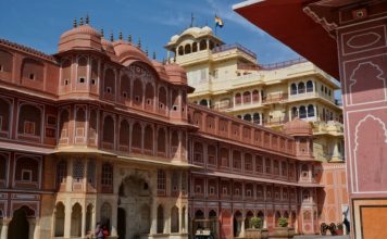 Explore The Pink City Like A Local