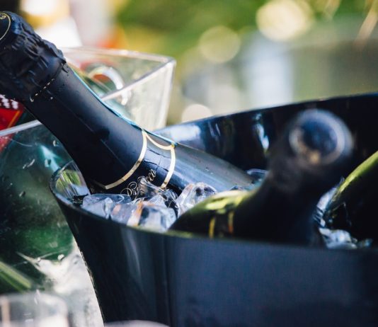 What Are The Rules For Booking Live Entertainment For Your Event?