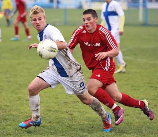 What Are The Gifts For The Football Fan