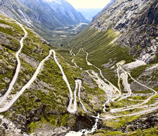 A Route to the World’s Most Scenic Road Trips Scenic Road