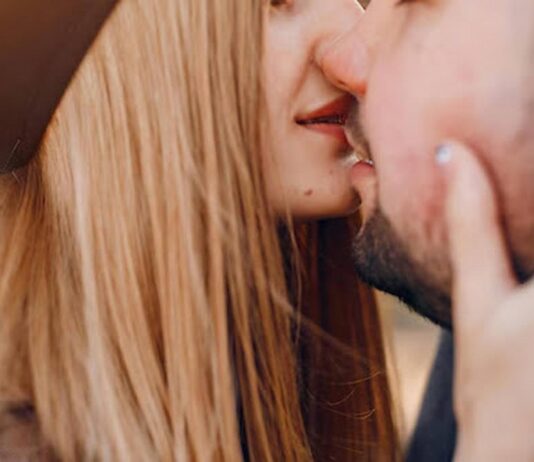 Top Tips for Married People Using Dating Sites: How to Keep Your Secret Safe Dating Sites